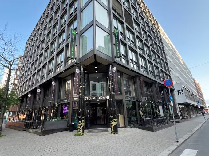 Inngangspartiet til Hotel Verdandi i Oslo sentrum